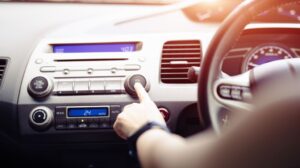 How to fix my car radio